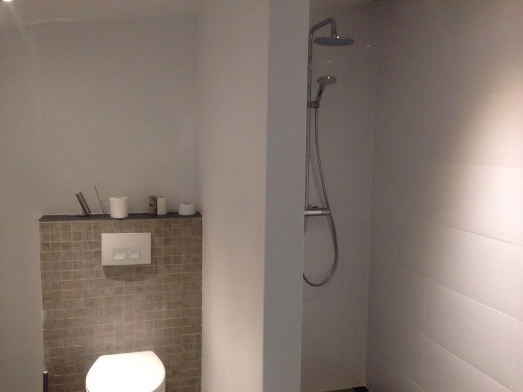 Suite School 15 A Zonnemaire Room photo